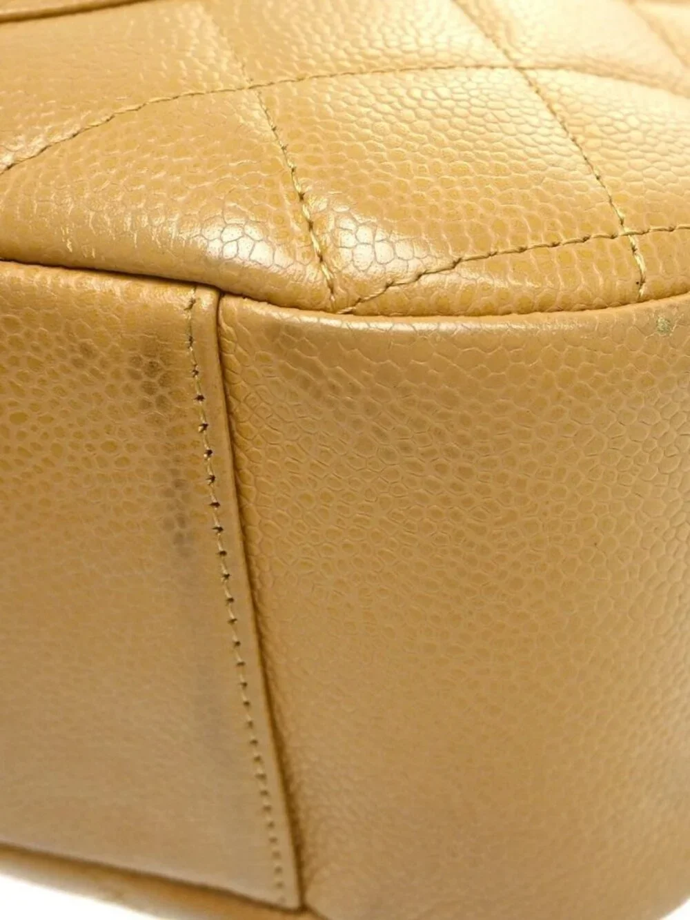 Chanel Beige Calfskin Hobo Handbag NQ11536